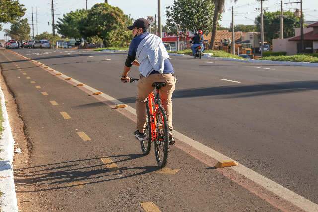Na Assaf Trad, sinaliza&ccedil;&atilde;o confusa e obst&aacute;culos colocam ciclistas em risco