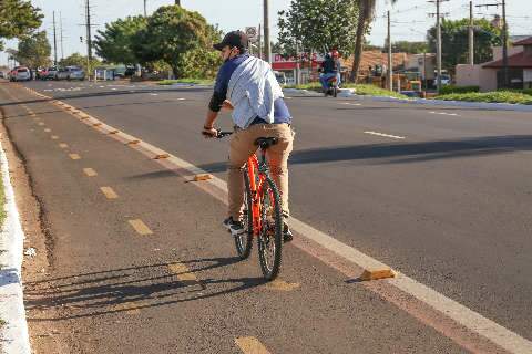 Na Assaf Trad, sinalização confusa e obstáculos colocam ciclistas em risco