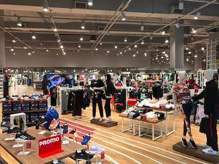 Lojas dos principais shoppings de Campo Grande estão com ofertas online durante o fim de semana.
