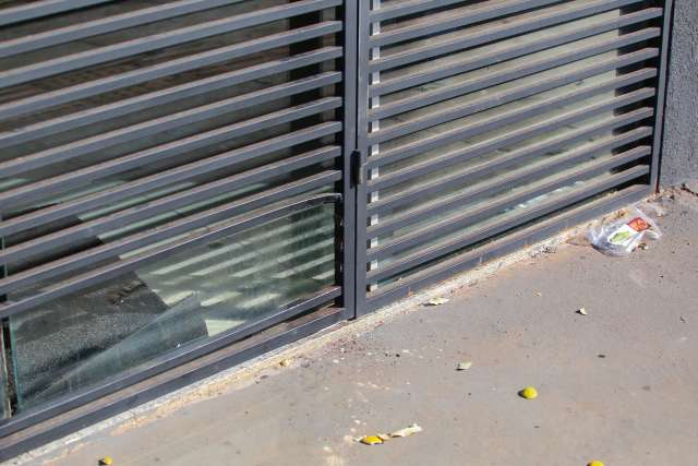 De cl&iacute;nica a escola: invas&otilde;es para furtar acabam em pris&otilde;es na madrugada