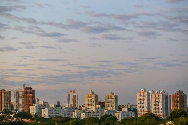 Domingo será de céu claro e máxima poderá chegar aos 37°C em MS