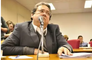 Leandro Mazina foi secretário de Saúde entre 2010 e 2012. (Foto: Arquivo)
