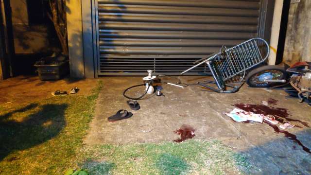 Duas v&iacute;timas de homem que se matou em altar deixam hospital