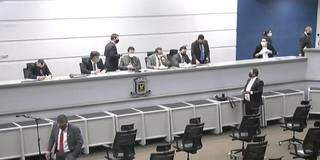 Sessão da Câmara Municipal hoje, em que &#34;kit prevenção&#34; foi debatido (Foto/Reprodução)