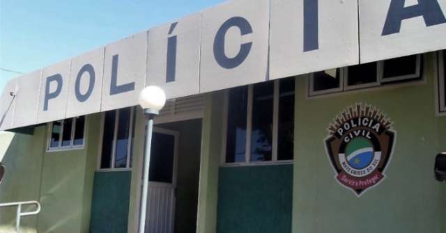 Atirador invade casa, jovem tenta defender tia e acaba morto 