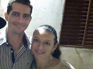 Lúcio e a esposa, Reggiane. (Foto: Reprodução Facebook)