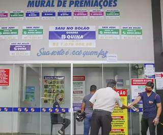 Lotérica só podem abrir se for para atender beneficiários do auxílio emergencial (Foto: Campo Grande News/Arquivo)