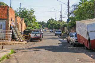 Den&uacute;ncia leva a casa com &#039;som alto&#039;, dona resiste &agrave; pris&atilde;o e &eacute; imobilizada