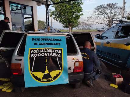 PolIciais encontram 87 tabletes de maconha em fundo falso de ve&iacute;culo na MS-379