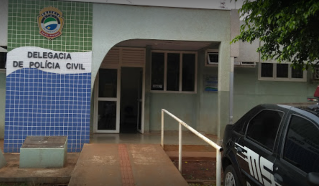 Motociclista morre ao bater em &aacute;rvore ap&oacute;s voltar de festa