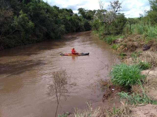 Homem desaparece no rio Anhandu&iacute; durante ca&ccedil;a a javalis