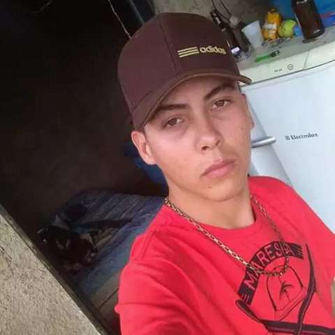 Ap&oacute;s tr&ecirc;s dias de procura, fam&iacute;lia descobre que jovem foi assassinado 