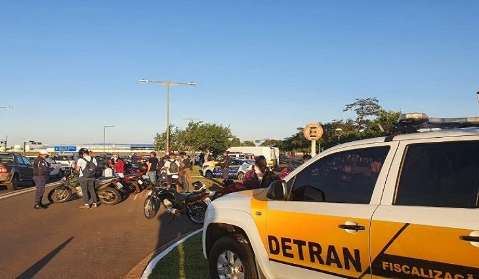 Fiscalização tem 17 motociclistas flagrados sem habilitação 