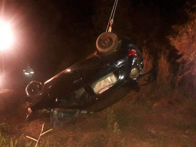 Homem que morreu ao cair de ponte estava com ve&iacute;culo carregado de cigarros