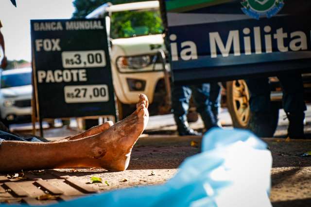 Personagem do bairro, &ldquo;Pai&rdquo; morre em frente a posto de sa&uacute;de