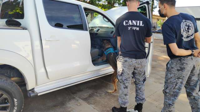 Vi&uacute;va de traficante &eacute; presa com coca&iacute;na escondida em aspirador de p&oacute;