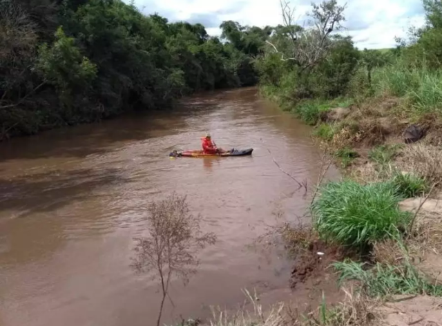 Corpo de homem que desapareceu no Rio Anhandu&iacute; durante ca&ccedil;a &eacute; encontrado 