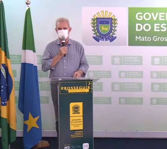 UTI lota porque muitos enchem &quot;a caraminhola de cacha&ccedil;a&quot;, reclama Secret&aacute;rio