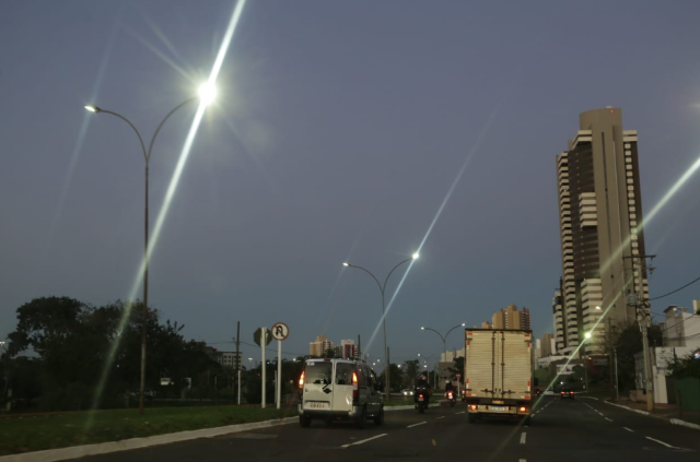 Sexta ser&aacute; mais um dia de calor, com vento e umidade baixa, diz meteorologia