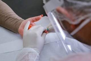 Pacientes de covid reclamam de falha no monitoramento