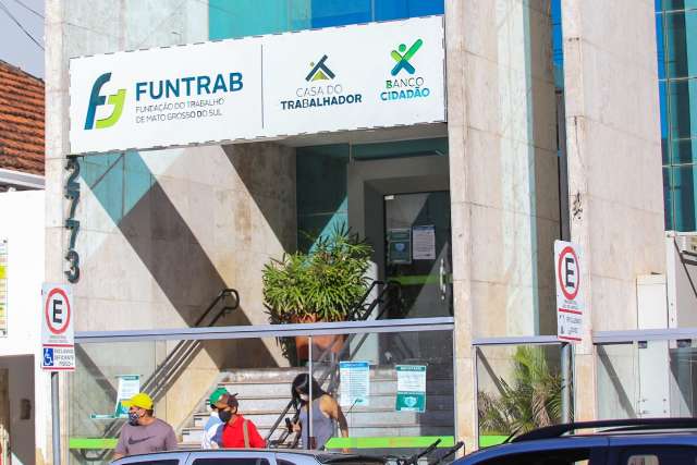 Funtrab encerra a semana com 272 vagas de empregos na Capital