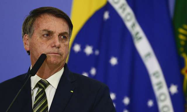 Cen&aacute;rios simulados em pesquisa mostram favoritismo de Bolsonaro em 2022