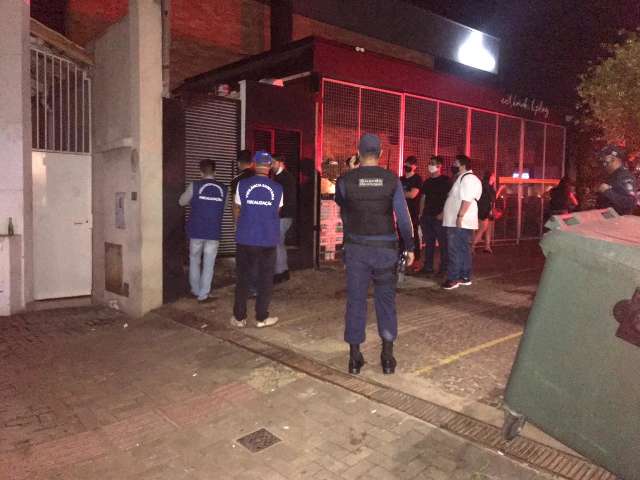 Bar no Jardim dos Estados &eacute; interditado por lota&ccedil;&atilde;o bem maior que a permitida