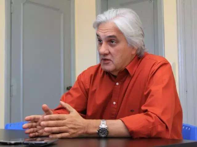 Ap&oacute;s 3 dias internado, ex-senador Delc&iacute;dio do Amaral recebe alta 