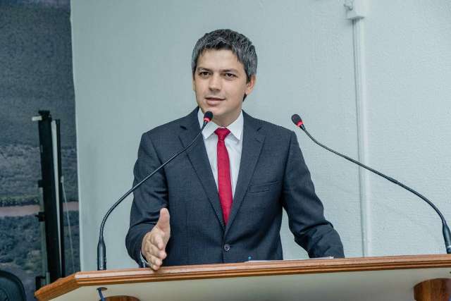 Justi&ccedil;a bloqueia R$ 387 mil de prefeito por negar informa&ccedil;&otilde;es ao MPF