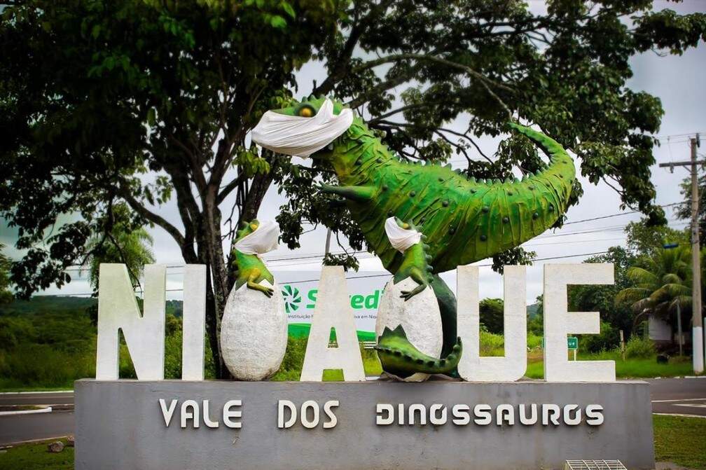 VALE DOS DINOSSAUROS