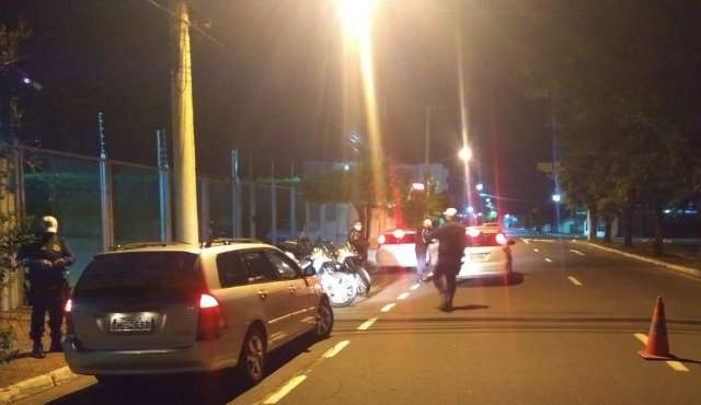 Fiscaliza&ccedil;&atilde;o flagra 117 estabelecimentos em desrespeito ao toque de recolher