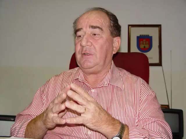Internado com covid-19, ex-deputado tem 50% dos pulm&otilde;es comprometidos 