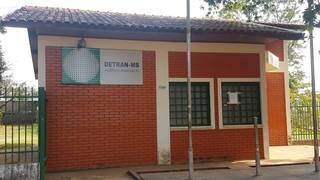 Ag&ecirc;ncia do Detran-MS suspende atendimento ap&oacute;s suspeitas de covid-19