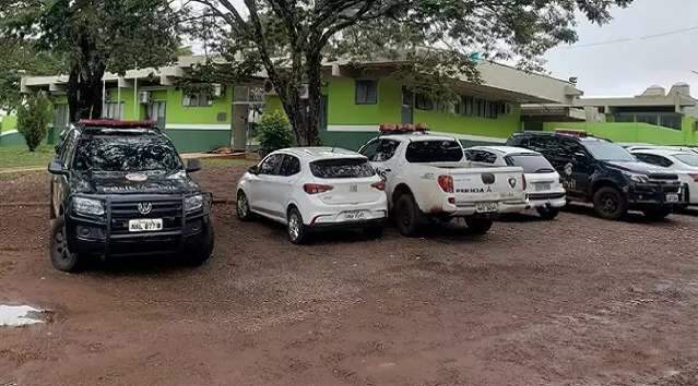 Ve&iacute;culo carregado com droga &eacute; encontrado abandonado em estacionamento de hotel 