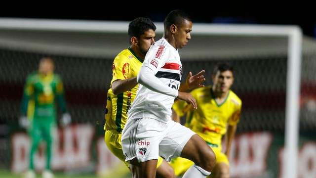 No Morumbi, S&atilde;o Paulo perde para o Mirassol e est&aacute; eliminado do Paulist&atilde;o