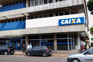 Caixa liberou hoje nova etapa de pagamentos da quarta parcela do auxílio para o Bolsa Família. (Foto: Henrique Kawaminami)