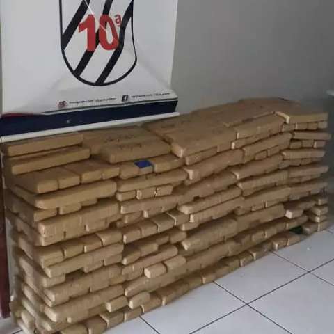 Com carros carregados de maconha e coca&iacute;na, traficantes s&atilde;o presos na BR-262