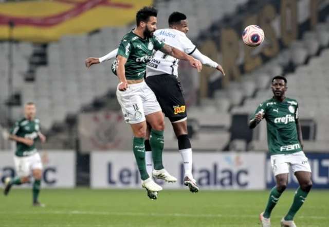 Palmeiras e Corinthians n&atilde;o saem do 0 a 0 no 1&ordm; jogo da final do Paulist&atilde;o 