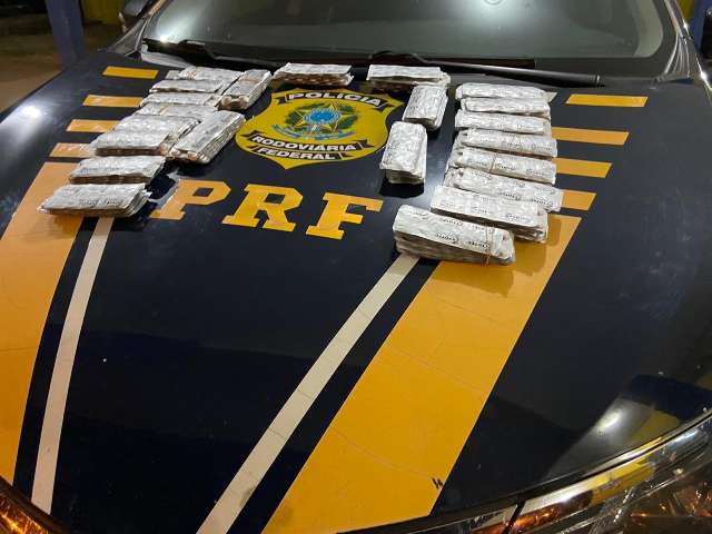 Motorista &eacute; preso com mais de 3 mil comprimidos de rem&eacute;dio abortivo na BR-163