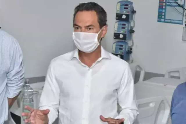 No &quot;Dia D do lockdown&quot;, prefeito quer mostrar que pico da covid j&aacute; passou