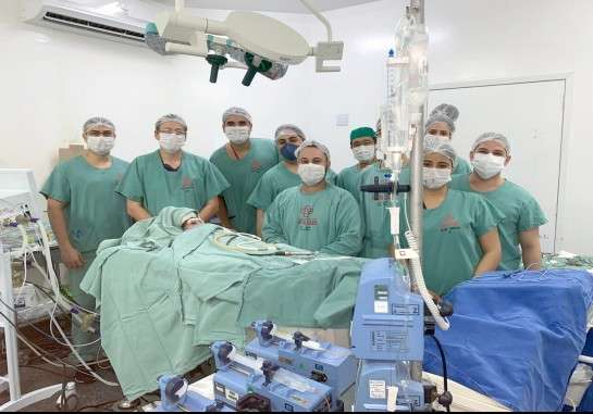 Doador an&ocirc;nimo paga dispositivo para cirurgia rara em beb&ecirc; rec&eacute;m-nascido