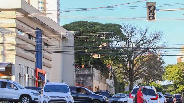 Sem luz na Cear&aacute;, sem&aacute;foros param de funcionar e tr&acirc;nsito fica tumultuado