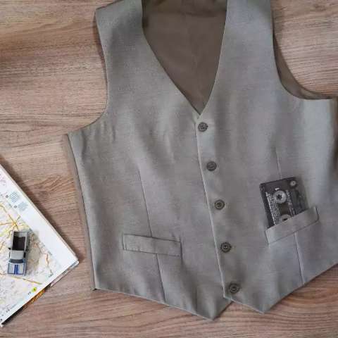 D&aacute; para economizar comprando em bazar online de brech&oacute;s