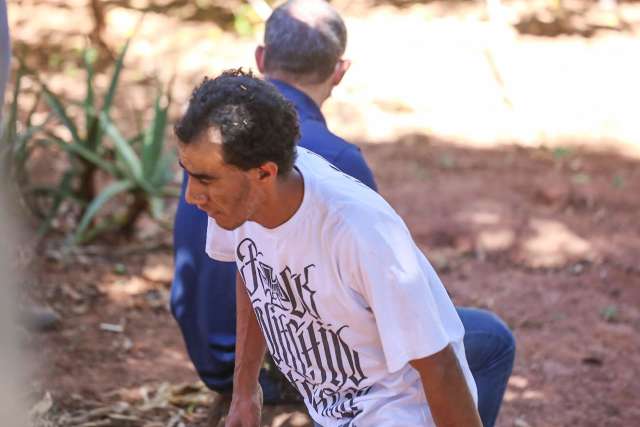 &quot;Com medo de morrer&quot;, assassino confesso diz ter feito emboscada para amigo