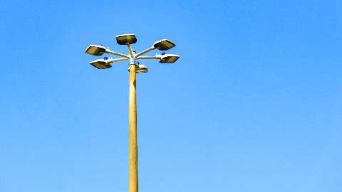 Prefeitura homologa licitação para compra de 70 mil lâmpadas de LED