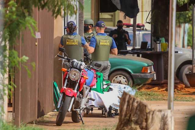 Com faca, homem se tranca em casa e equipe do Bope &eacute; acionada para negociar