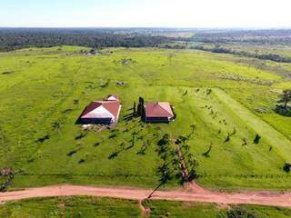 Uma das cinco fazendas de “Cabeça Branca” confiscadas hoje no Paraguai (Foto: Divulgação)