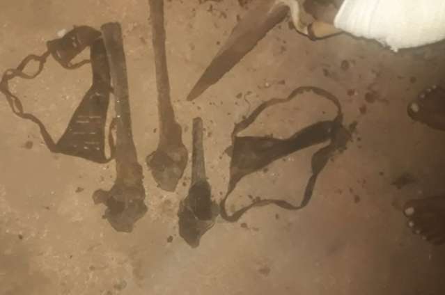 Moradores encontram ossada em fossa desativada no Nova Lima 