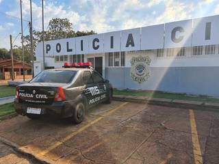 Homem foi preso e levado para a Delegacia de Polícia Civil de Anaurilândia. (Foto: Nova News)