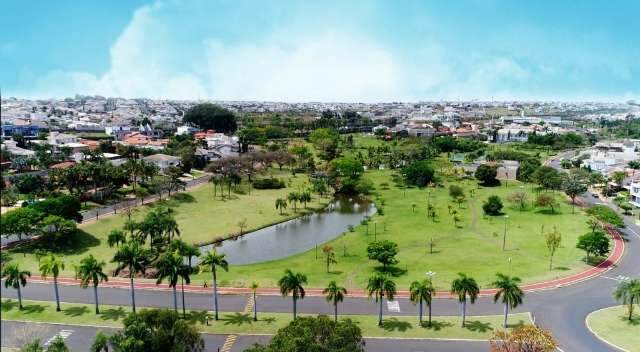 Laudo atesta limpeza de lago no Damha, ap&oacute;s vereador dizer que estava polu&iacute;do